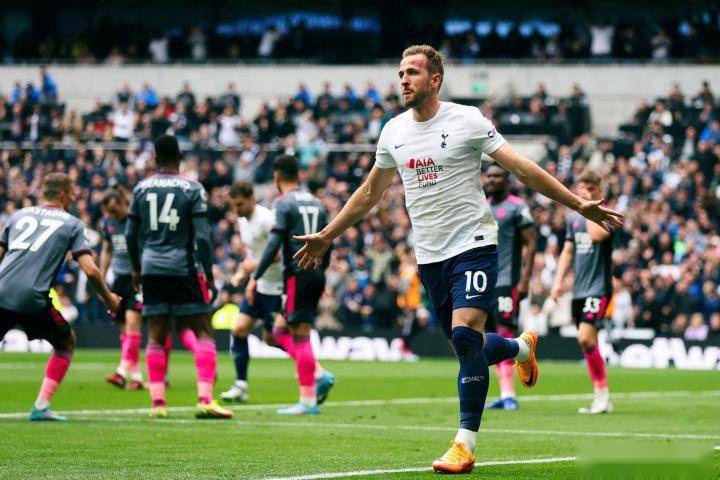 他连续三次 他连续三次